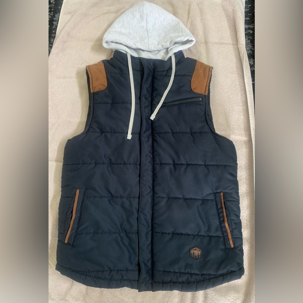 Men’s Legendary Whitetail Outdoors Scrambler puffer vest